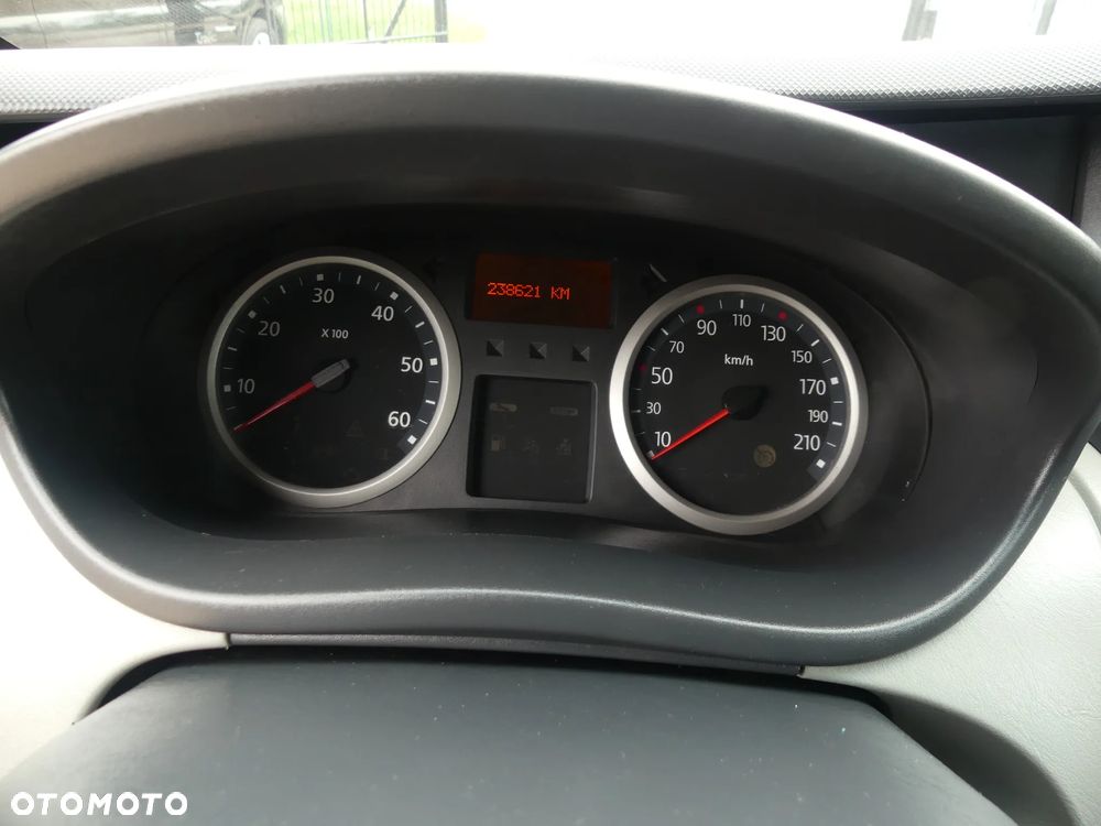 Nissan Primastar - 17