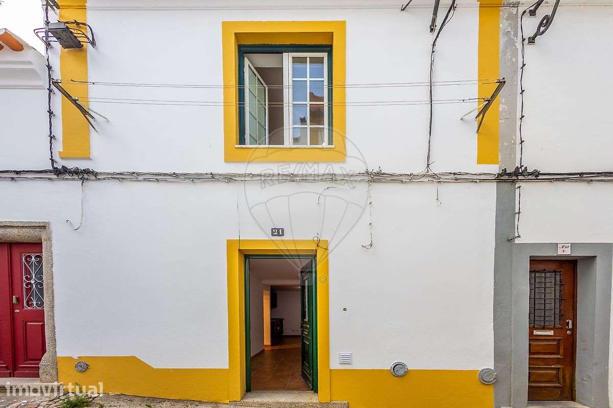 Moradia T2 para venda - Grande imagem: 2/19