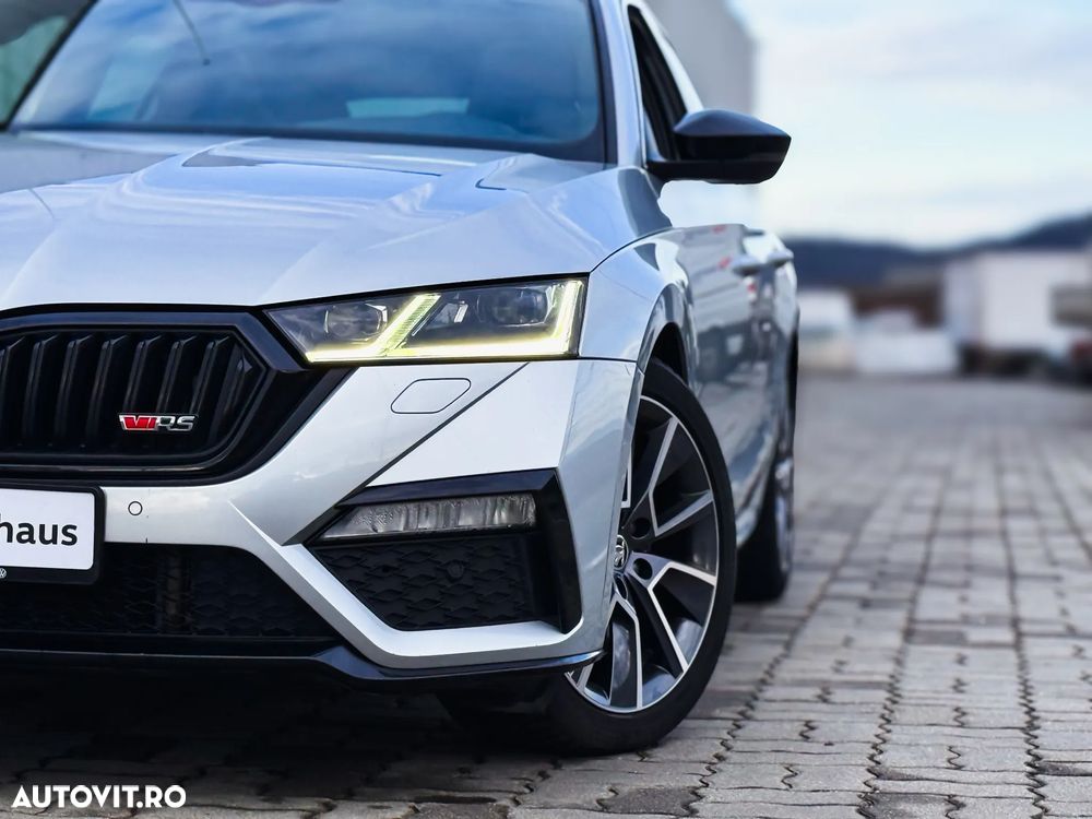 Skoda Octavia 2.0 245 TSI DSG RS - 16