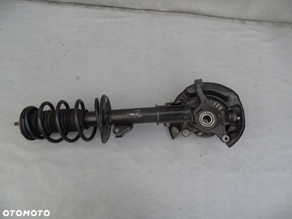 MCPERSON MCPHERSON PRAWY ZWROTNICA TOYOTA VERSO S - 2