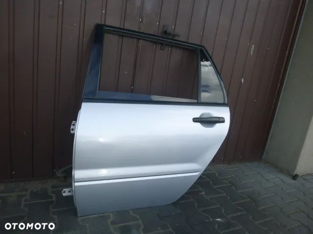 DRZWI LEWY TYŁ LEWE TYLNE KOMPLETNE MITSUBISHI LANCER 03-08 - 13