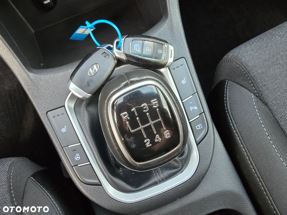 Hyundai i30 1.6 CRDI Trend - 11