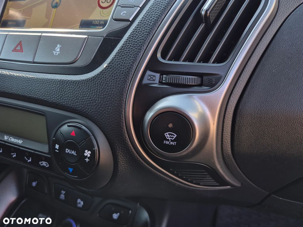 Hyundai ix35 2.0 CRDi 4WD Automatik Premium - 33