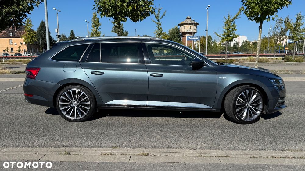 Skoda Superb 2022 photo 4