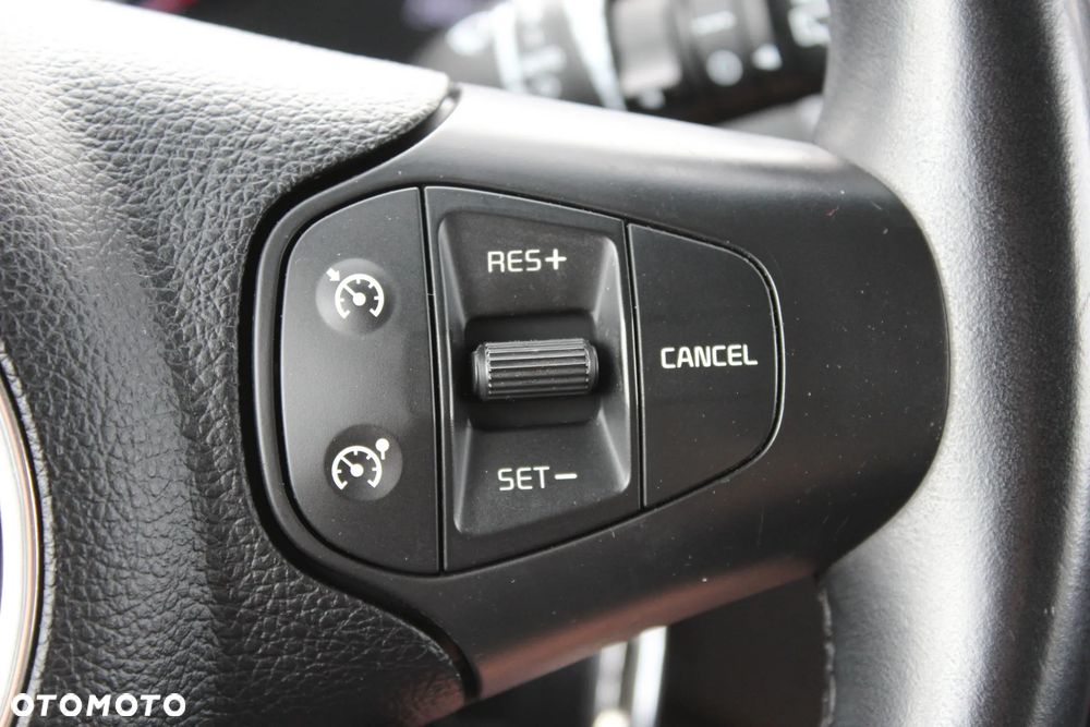 Kia Carens 1.6 GDI XL - 31