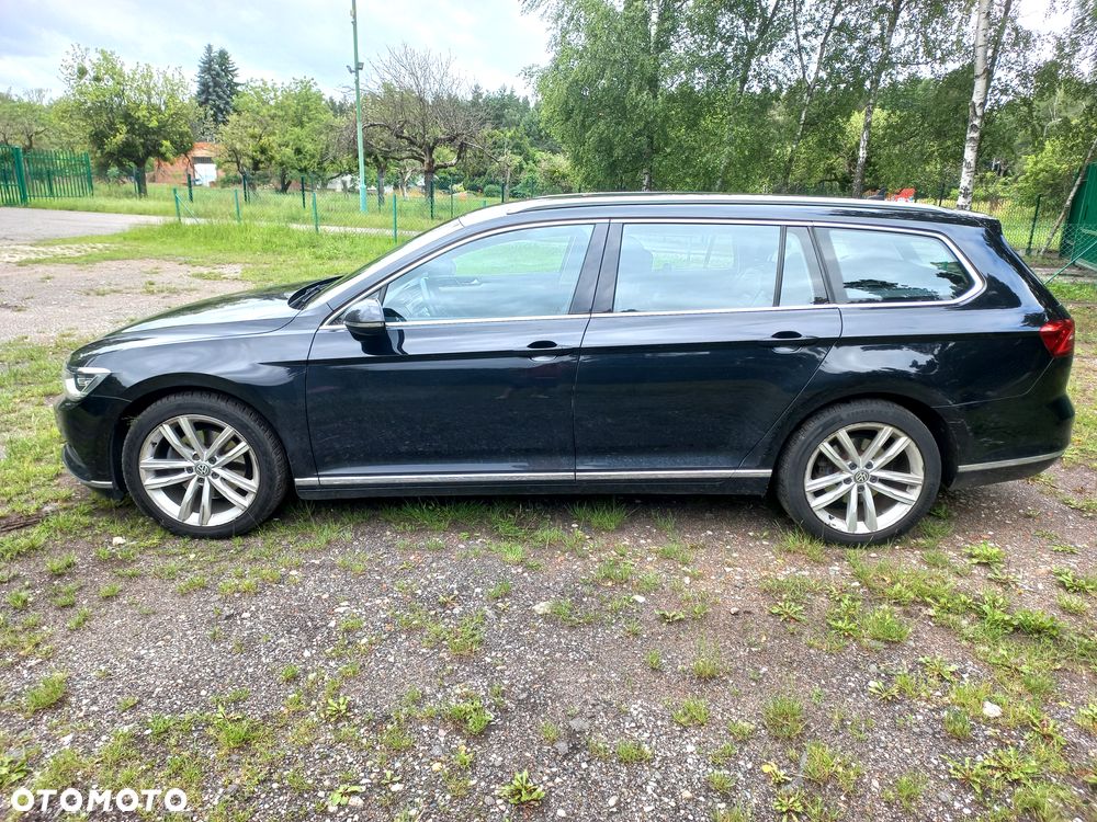 Volkswagen Passat - 4