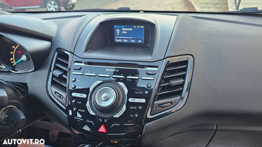 Ford Fiesta 1.0 EcoBoost Start-Stop Titanium - 10