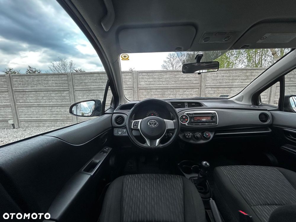 Toyota Yaris - 13