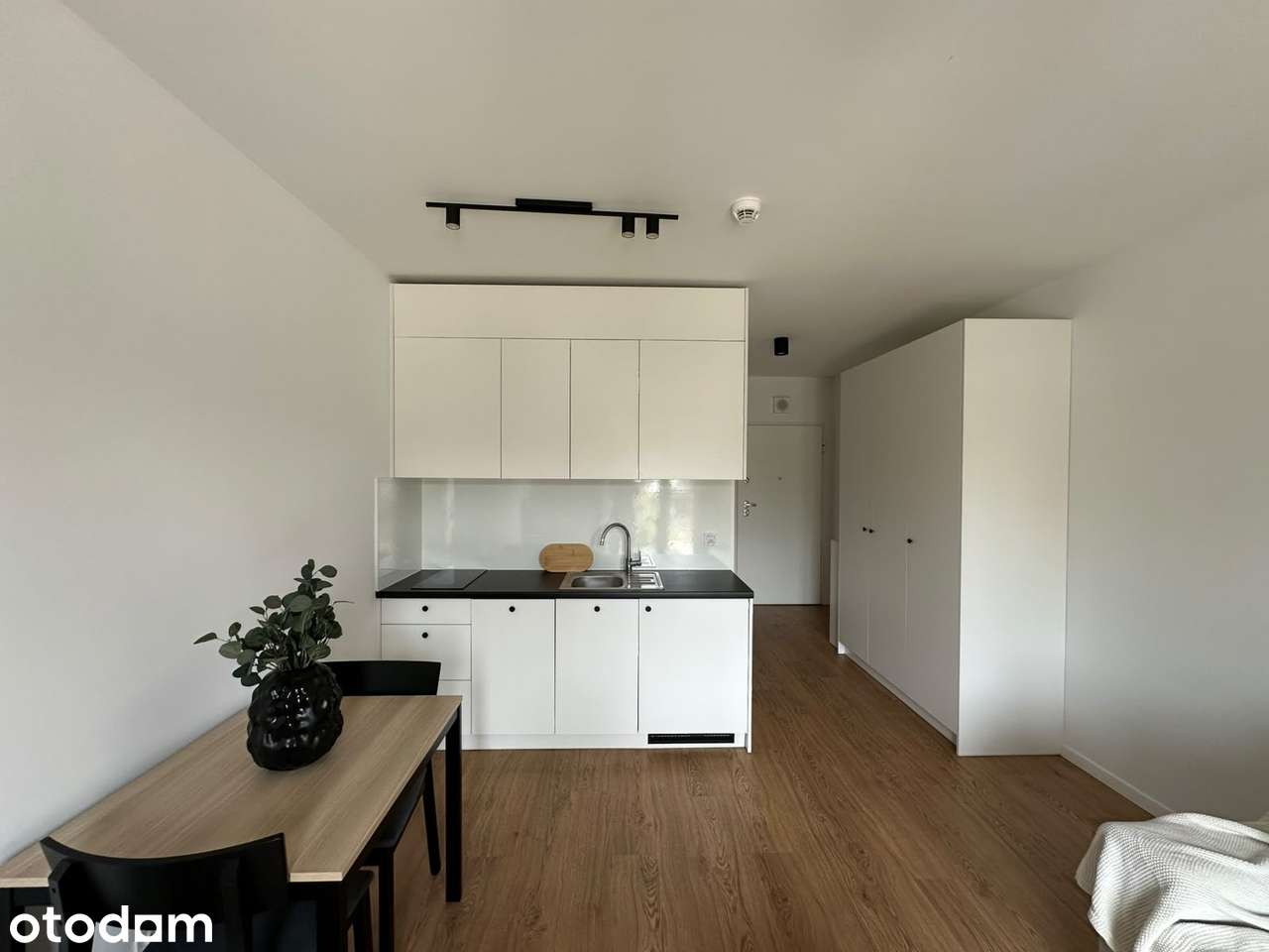 Studio – ul. Przyjaźni Polsko-Węgierskiej 6A/112– bez prowizji
