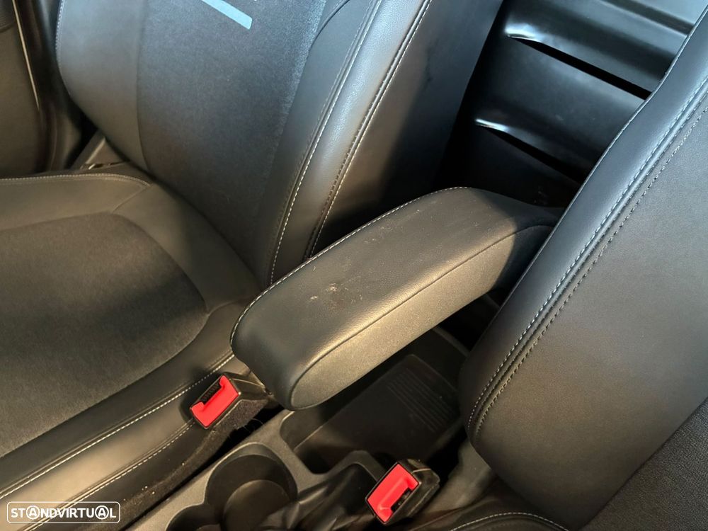 Ford Transit Courier 1.0 EcoBoost Active DCT - 32