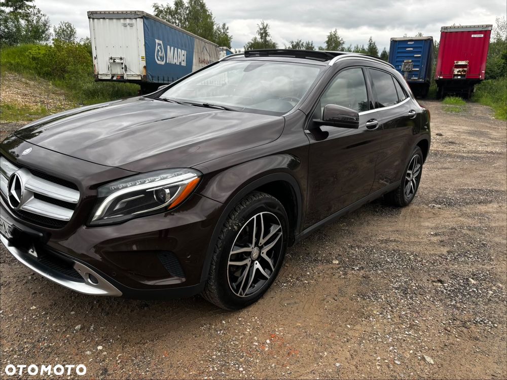 Mercedes-Benz GLA 250 4-Matic - 22
