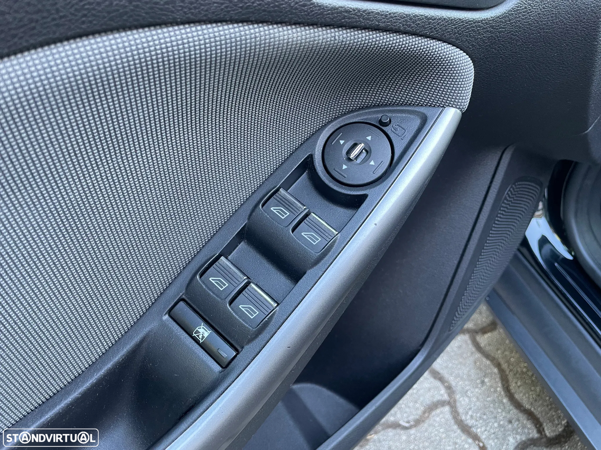 Ford Focus SW 1.0 EcoBoost S&S TITANIUM - 21