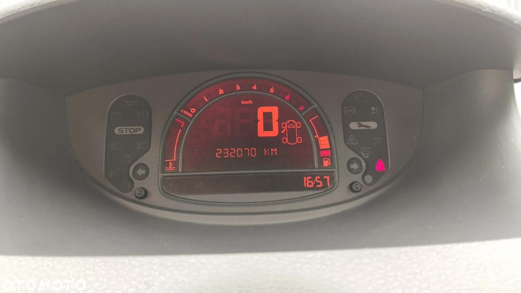 Renault Modus 1.6 16V Privilege - 7