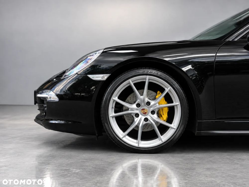 Porsche 911 Carrera PDK - 11
