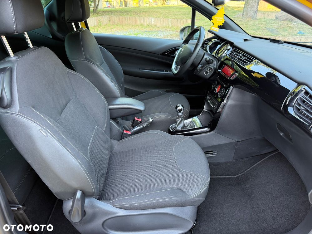 Citroën DS3 HDi 90 FAP SoChic - 12