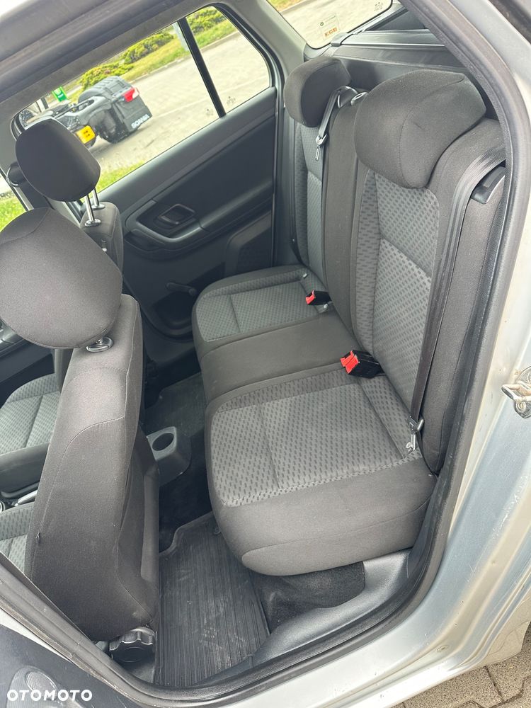 Skoda Fabia 1.6 TDI DPF Sportline - 8