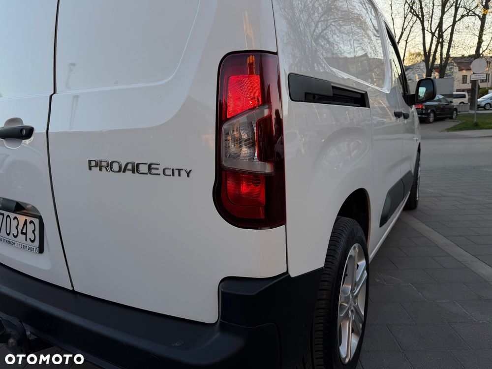 Toyota Proace City - 16
