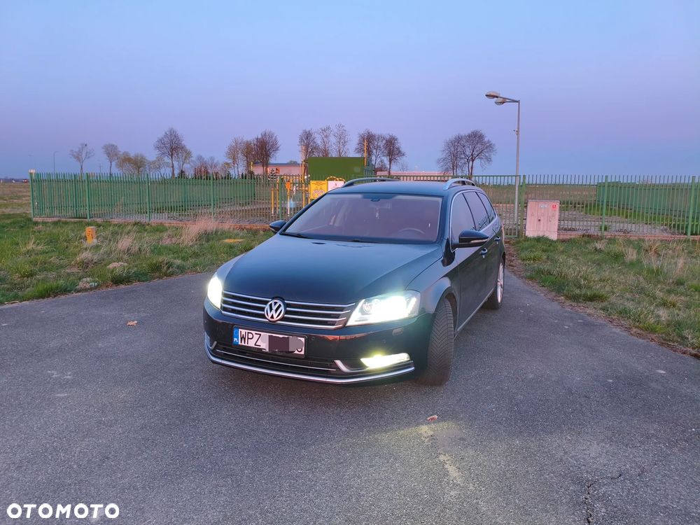 Volkswagen Passat 2.0 TDI Comfortline DSG - 17