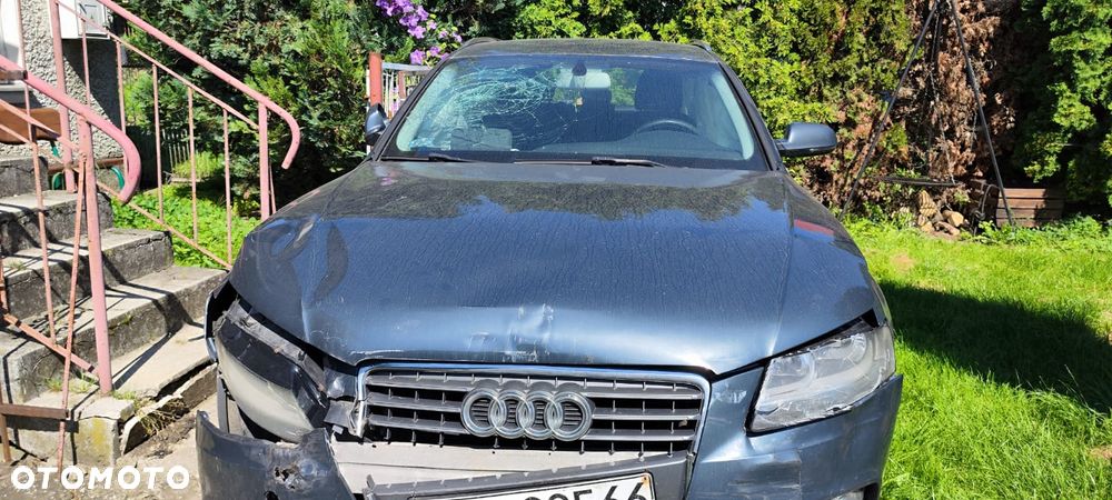 Audi A4 Avant 2.0 TDI DPF Ambiente - 1