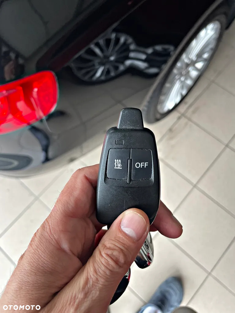 Audi A4 Avant 1.8 TFSI quattro Ambiente - 31