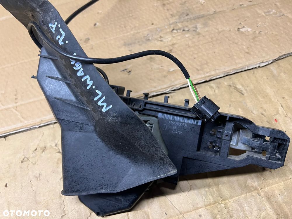 Klamka lewy przód przednia lewa Mercedes ML W164 A1647600134 - 4