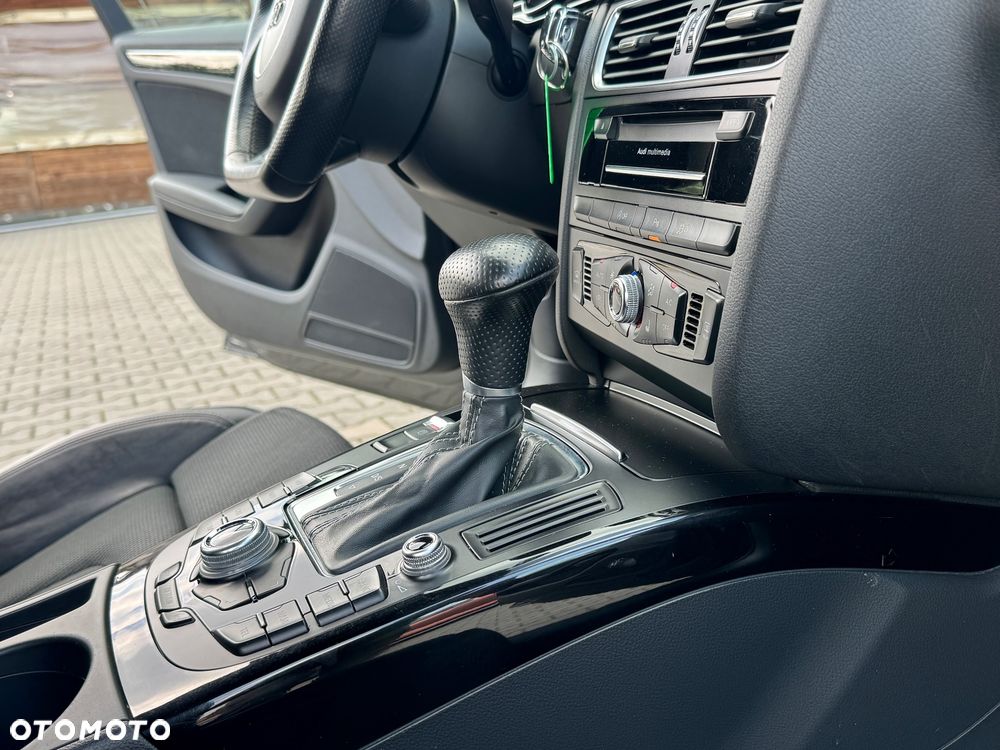 Audi A4 Avant 2.0 TDI DPF quattro S tronic S line Sportpaket - 29