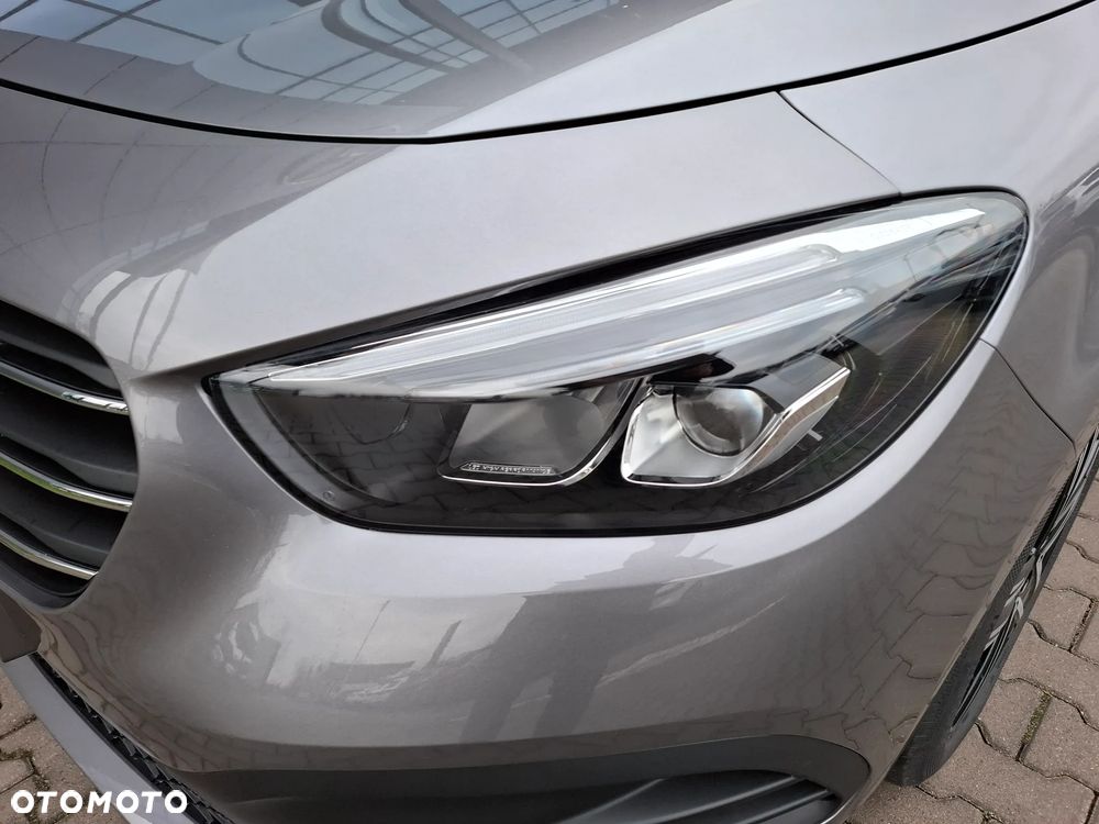 Mercedes-Benz Klasa T 180 d Progressive - 11