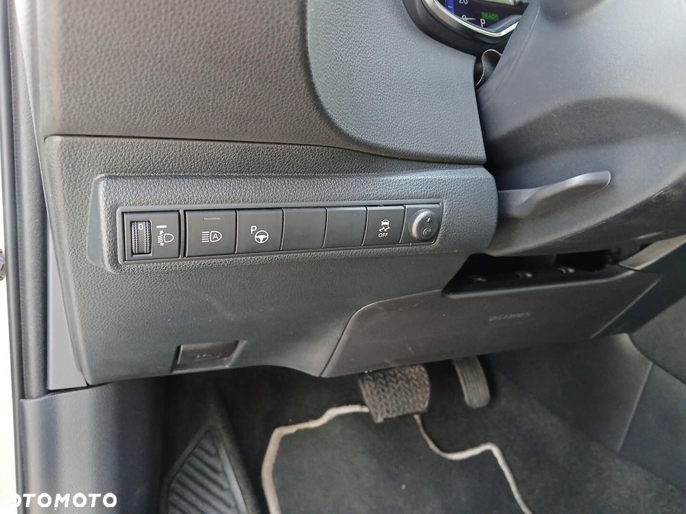 Toyota Corolla 2.0 Hybrid Comfort - 22