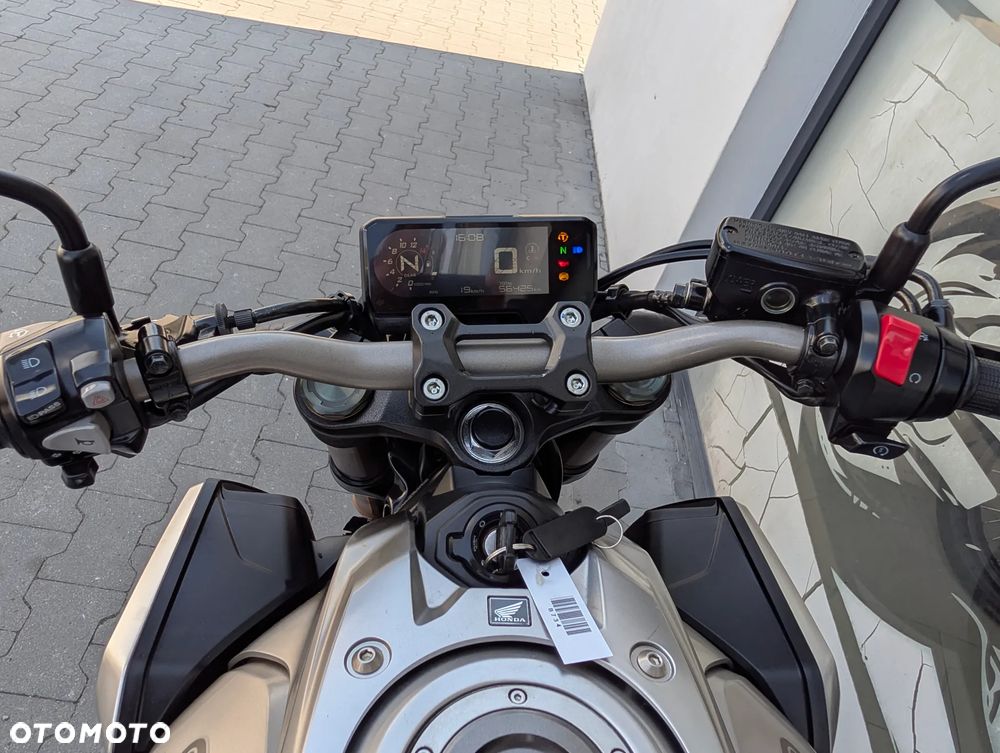 Honda CBF - 10