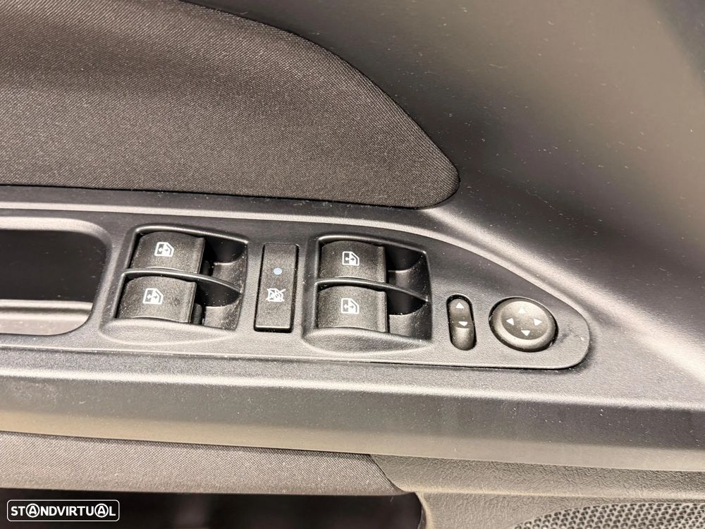 Fiat Tipo Station Wagon Cross 1.0 GSE T3 Cross - 27