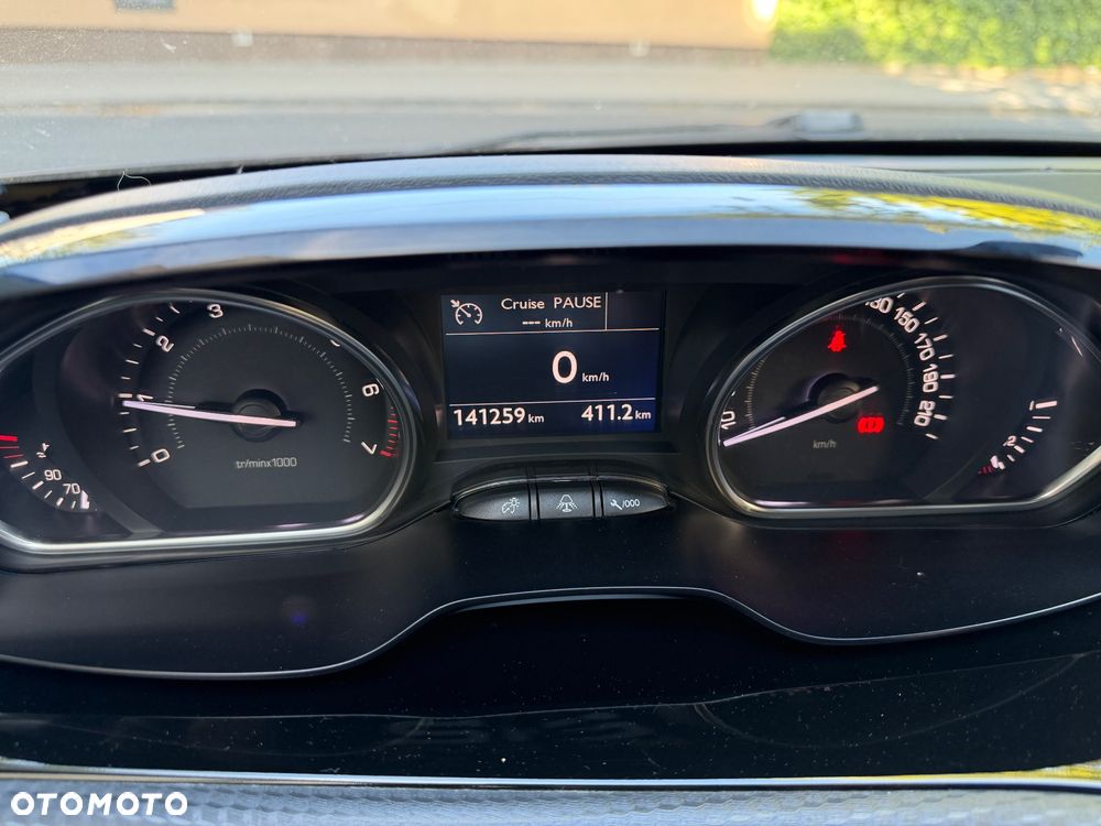 Peugeot 2008 120 VTI Allure - 14