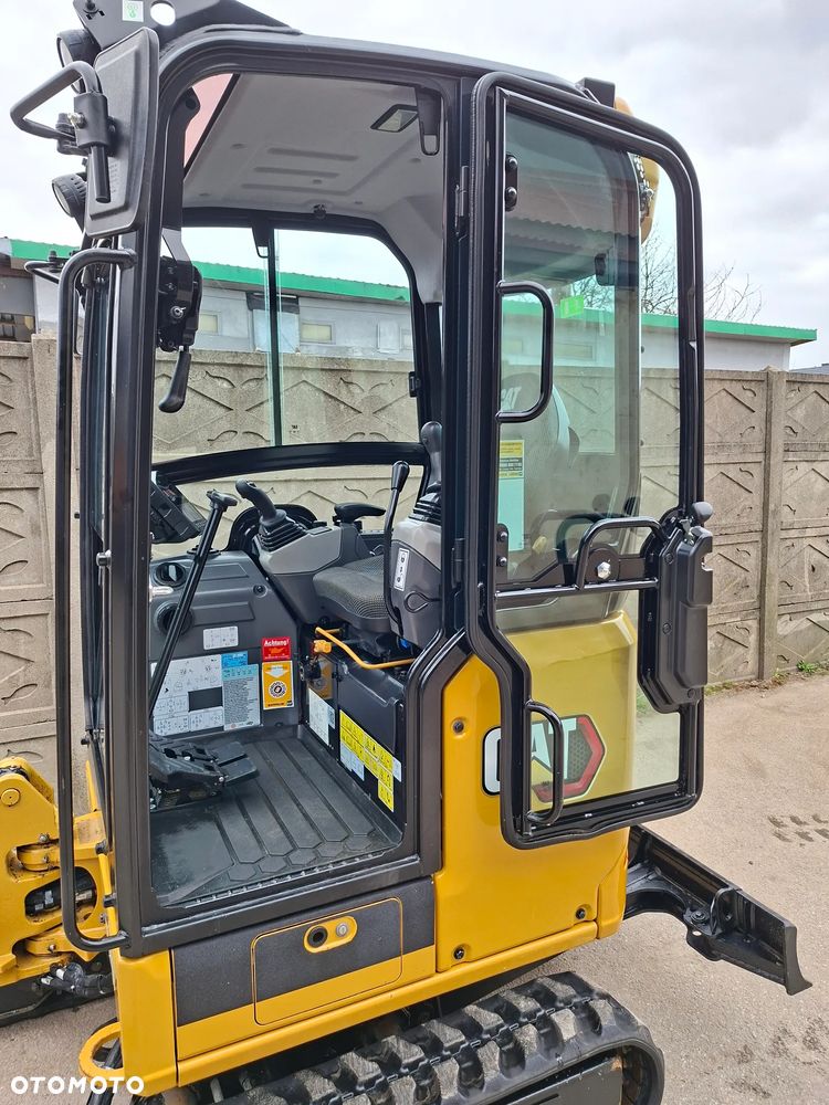 Caterpillar 301.8 05A Powertilt klimatyzacja radio - 33