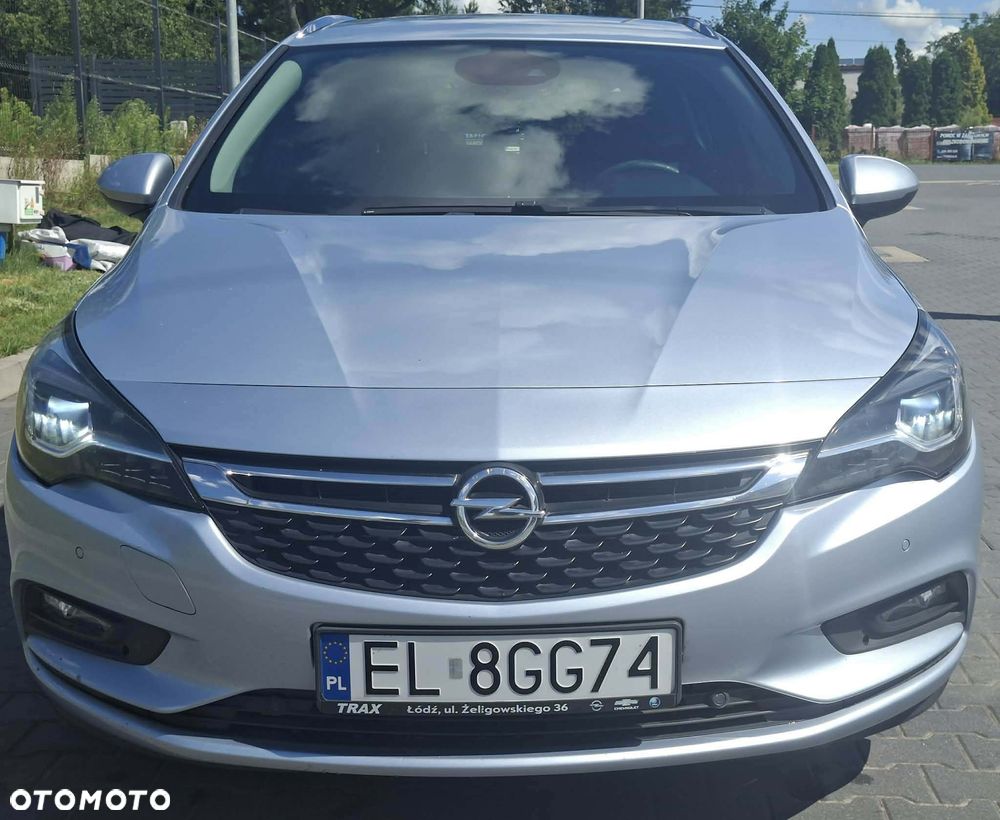 Opel Astra 1.6 CDTI Dynamic - 1