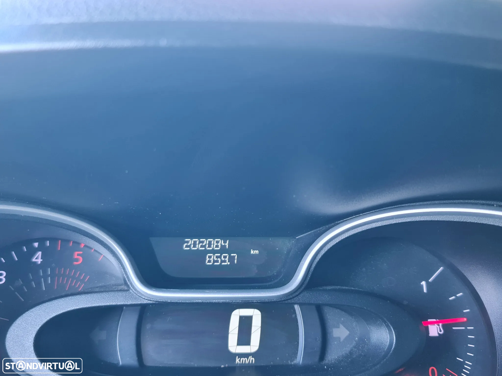 Renault TRAFIC 2.0 Dci 120CV * GPS/ AC/ IVA DEDUTÍVEL * - 23