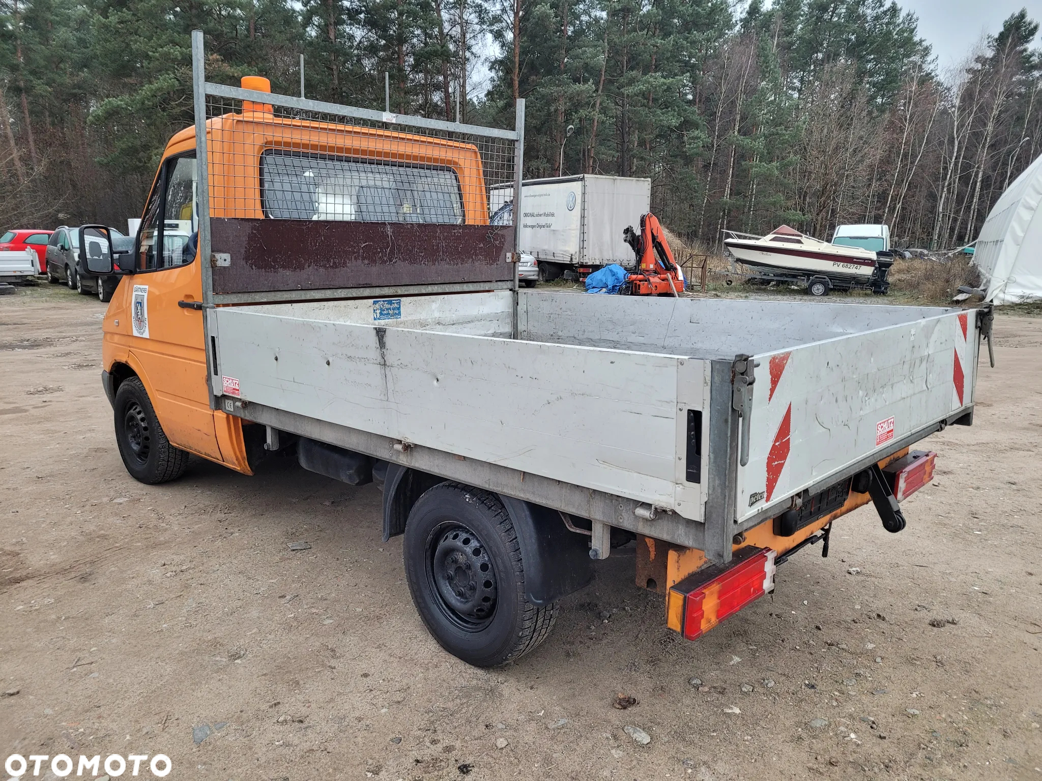 Mercedes-Benz Sprinter - 11