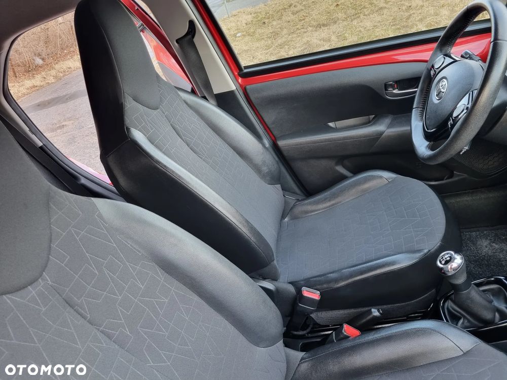 Toyota Aygo x-clusive Style Selection - 17