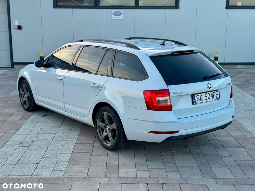 Skoda Octavia 2.0 TDI Ambition DSG - 2