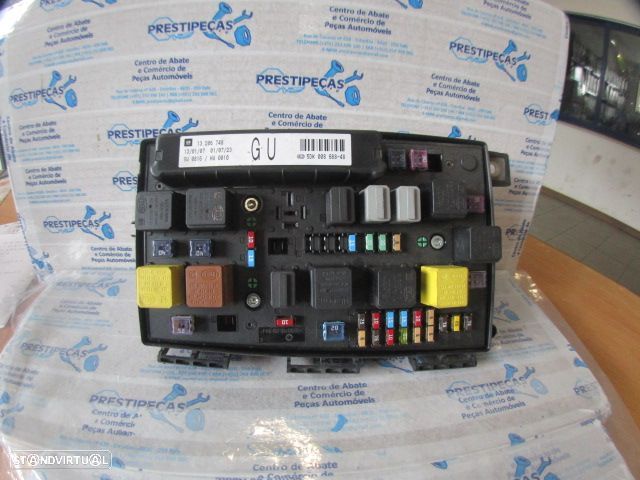 Caixa Fusiveis 13206748 5DK00866848 OPEL ASTRA H 2007 1.3 CDTI 90CV 5P CINZA GM HELLA - 1
