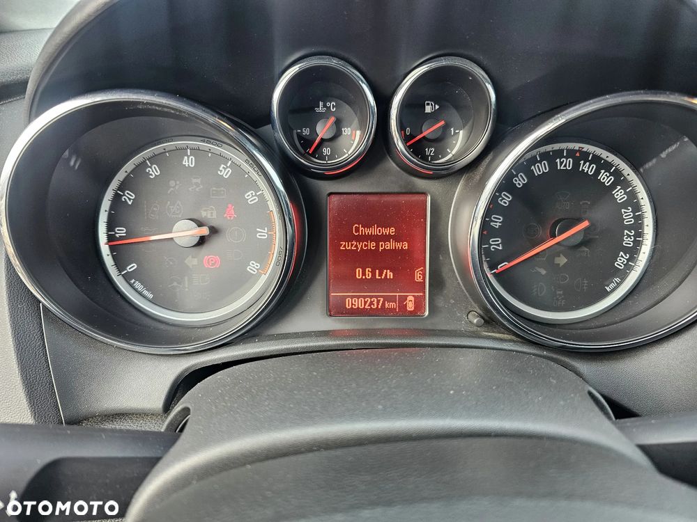 Opel Astra 1.4 Turbo - 13