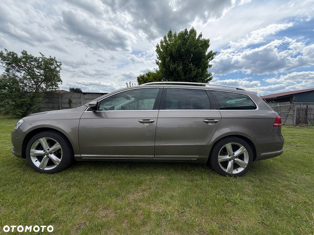 Volkswagen Passat - 9