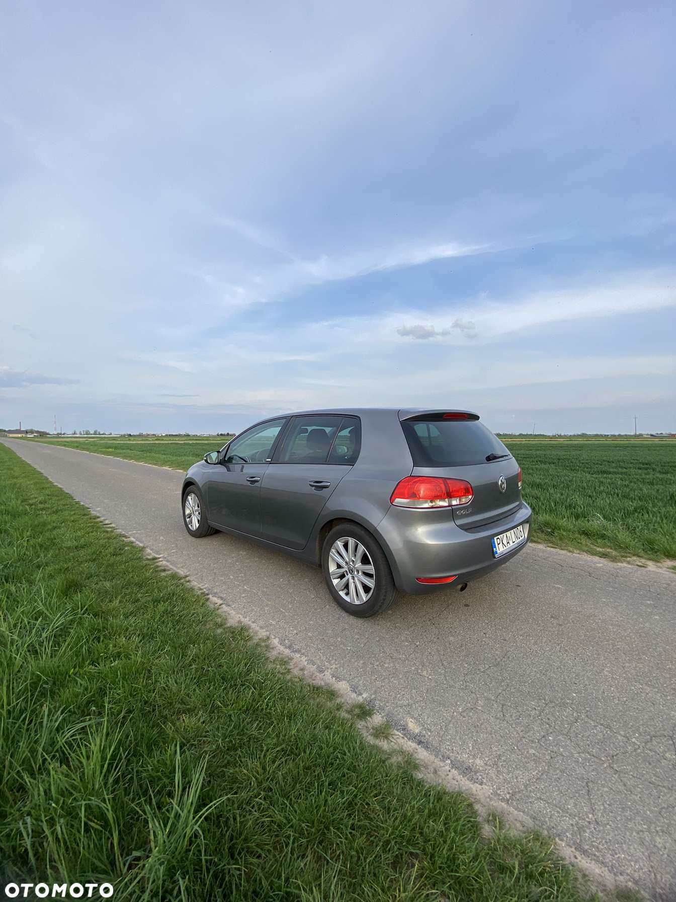 Volkswagen Golf VI 1.6 TDI Comfortline DSG - 10
