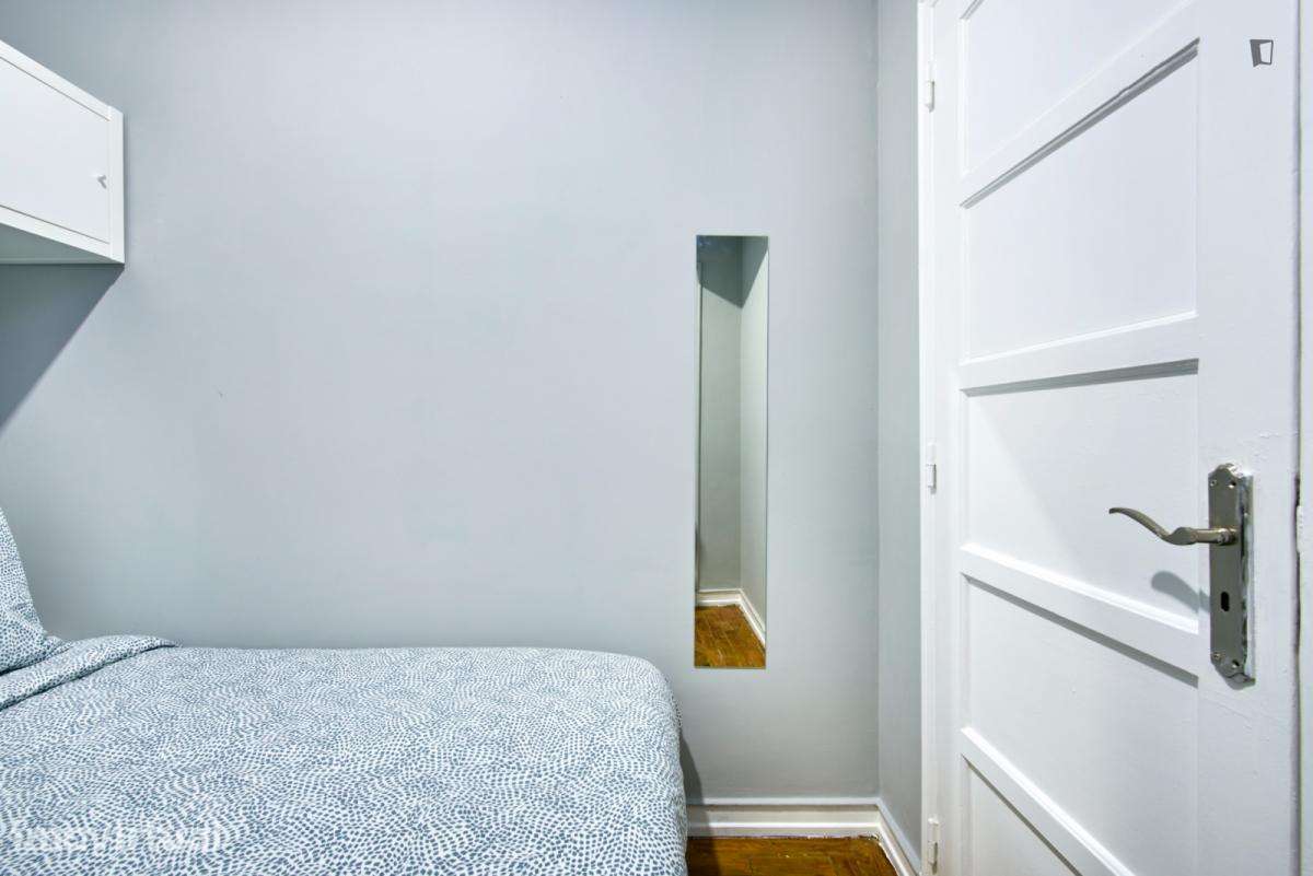 Quarto - localizado em Amadora Lisbon - Grande imagem: 2/28