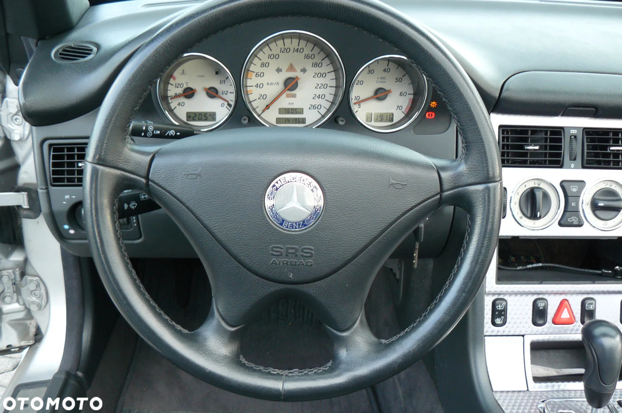 Mercedes-Benz SLK - 22