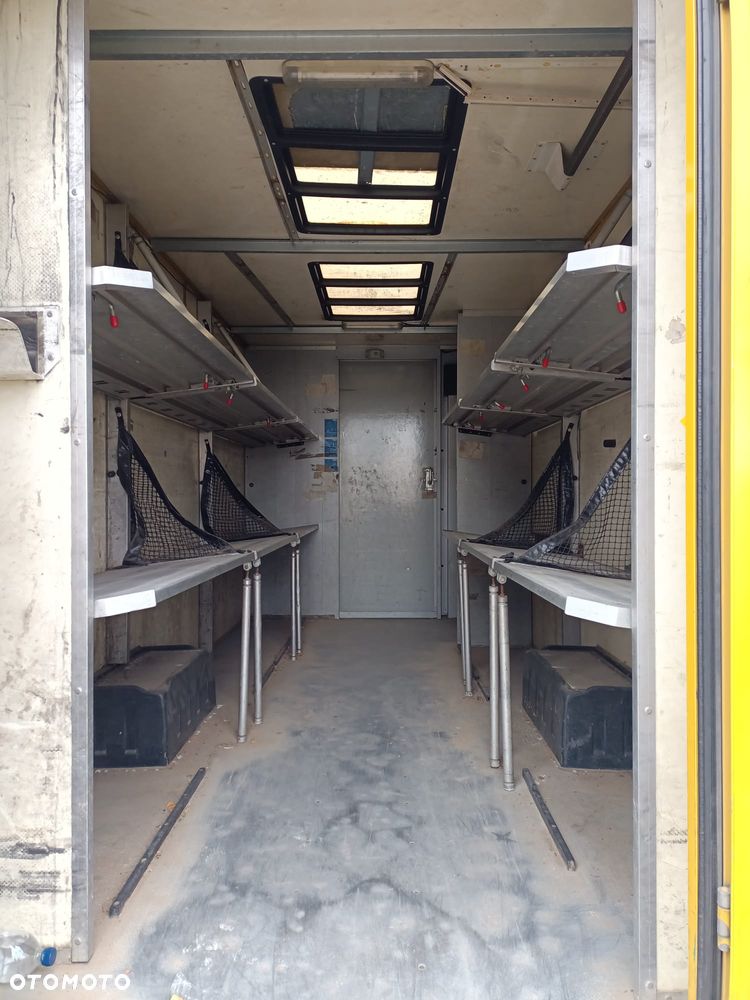 Mercedes-Benz 208 D Sprinter - 11