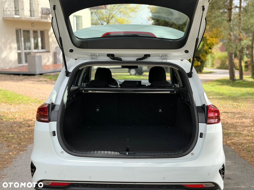 Kia Ceed 1.6 CRDi mHEV L - 31