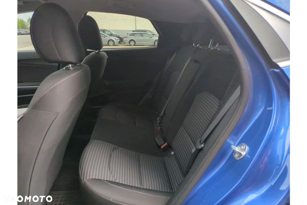 Kia XCeed - 12