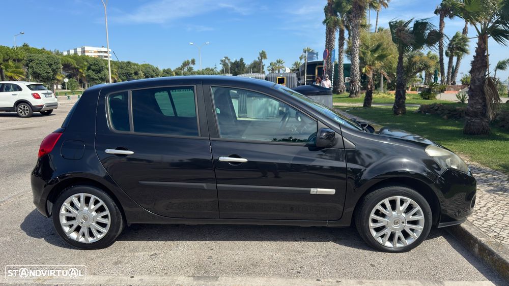 Renault Clio - 6