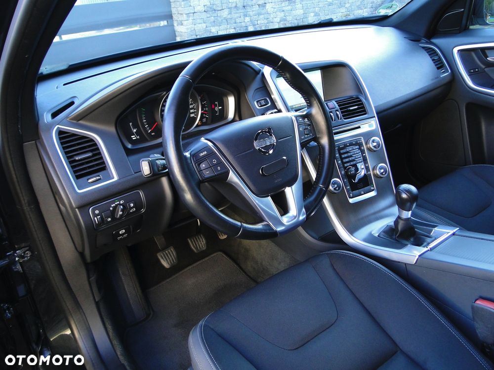 Volvo XC 60 D3 Summum - 17