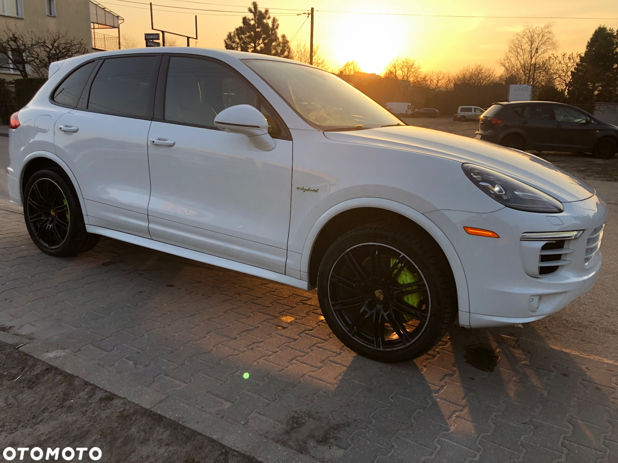 Porsche Cayenne S e-Hybrid - 14