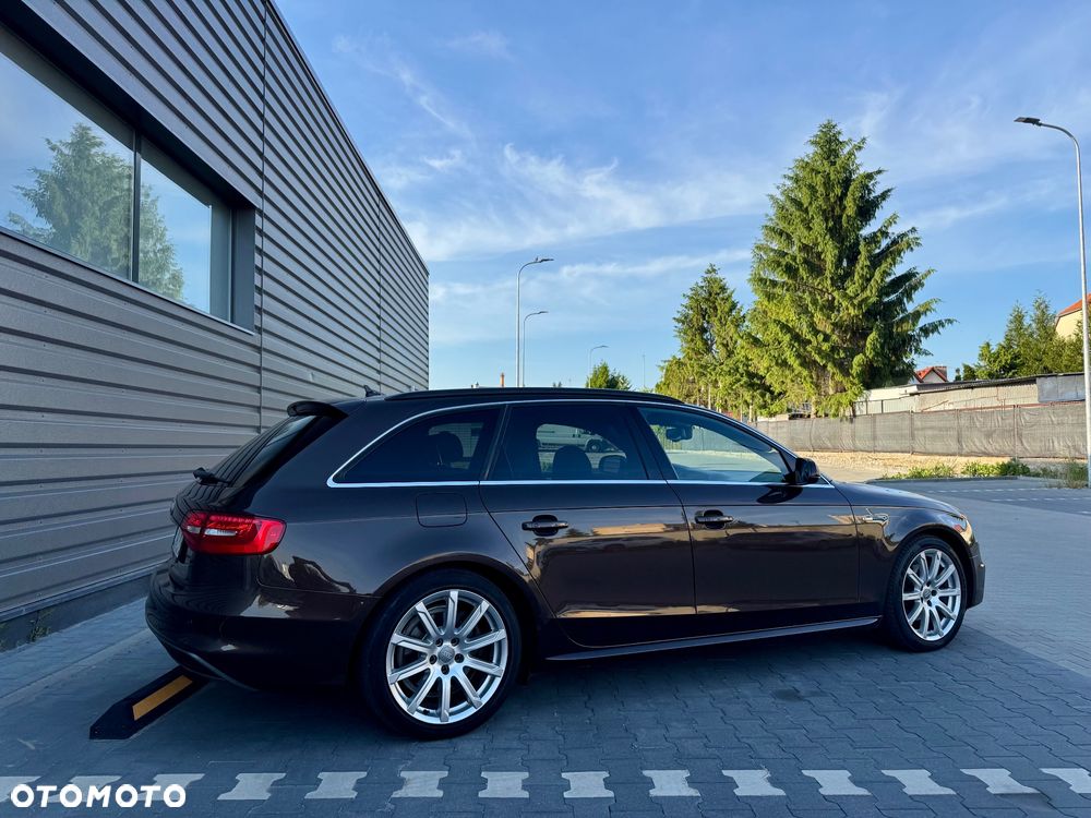 Audi A4 Avant 2.0 TDI DPF quattro S tronic S line Sportpaket - 31